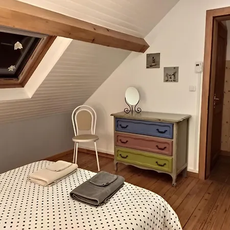 Douillet Avec Vue Sur Les Montagnes * Fouchy